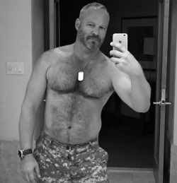 hairydaddyplease.tumblr.com post 147459657803