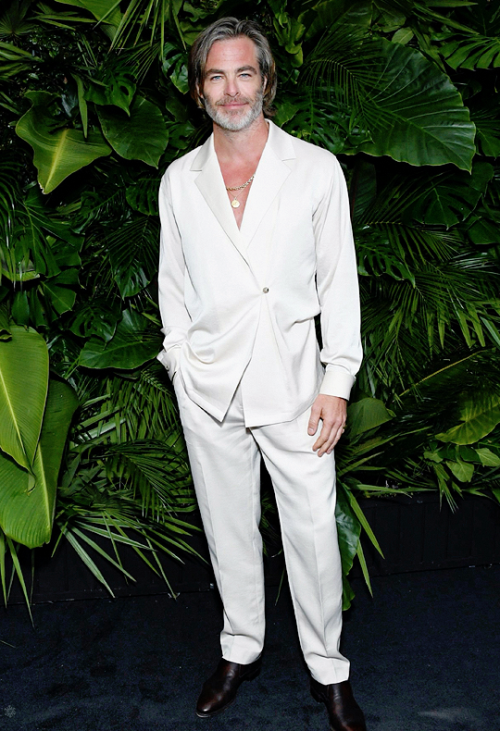 pinesource:Chris Pine attends the CHANEL and Charles Finch Pre-Oscar Awards Dinner at the Polo Loung