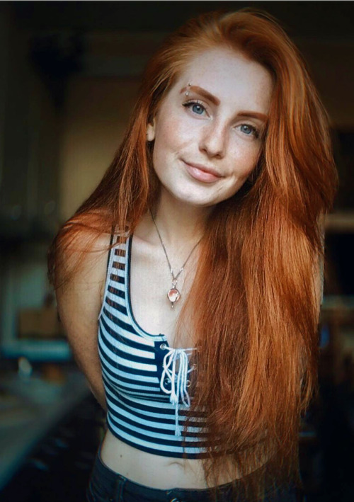 awesomeredhds02:ryzhy.prohvost#red #redhead #redgirl#redheadgirl #redhair #ginger#freckled #freckles