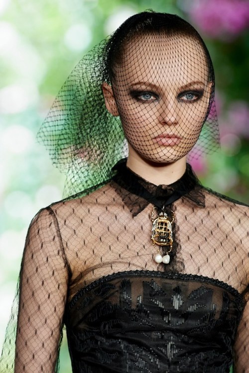 modamodemodus: Christian Dior Fall 2019 Couture Collection