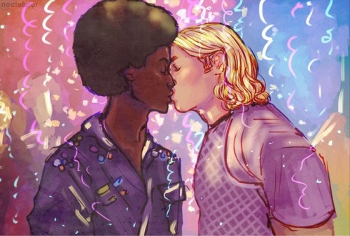 noctefuror:The get down getting cancelled is very sad , so have a Dizze and a Thor kissing to make y