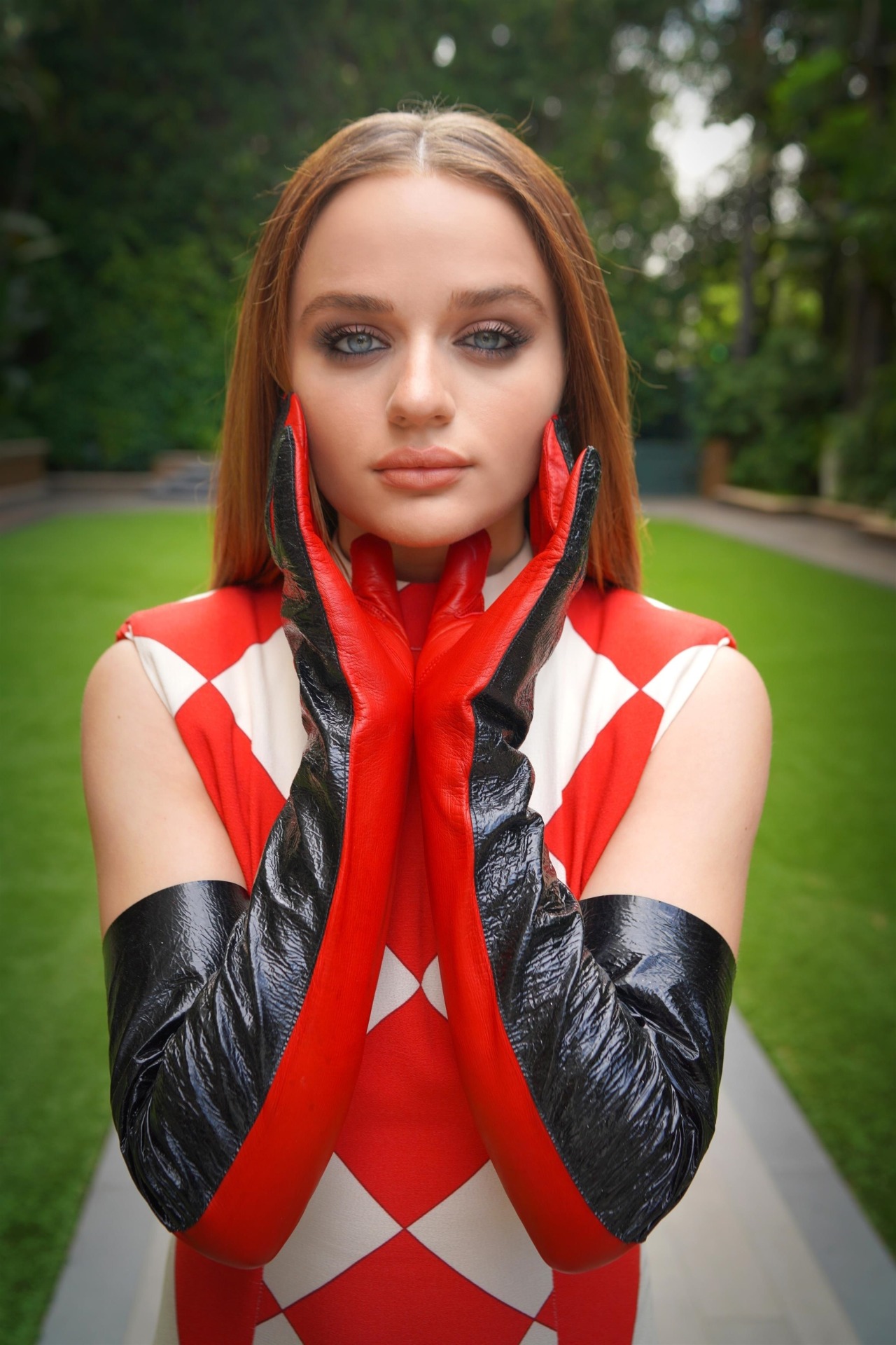 Joey King The Kissing Booth Promo Pt 3 #joey king #black leather gloves  #red leather gloves #leather gloves#gloves#harlequin dress #the kissing booth 3  #the kissing booth #netflix#advertising#campaign#fashion