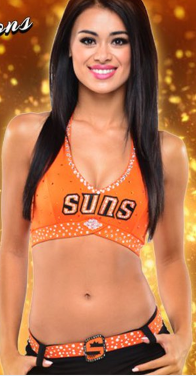 packmanfiftytwo: Suns dancer Tia is very attractive.