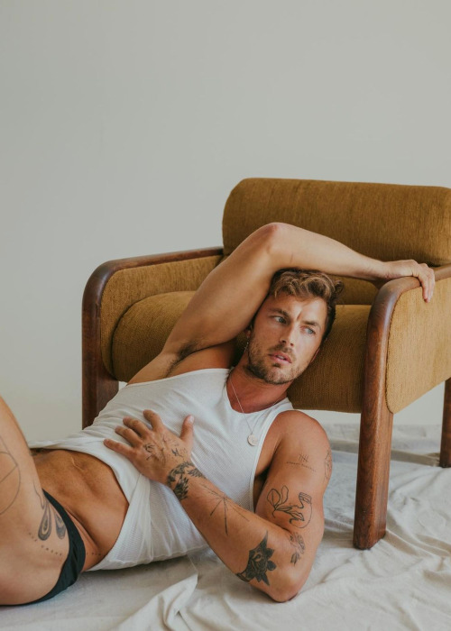 vogueman:  Christian Hogue photographed by