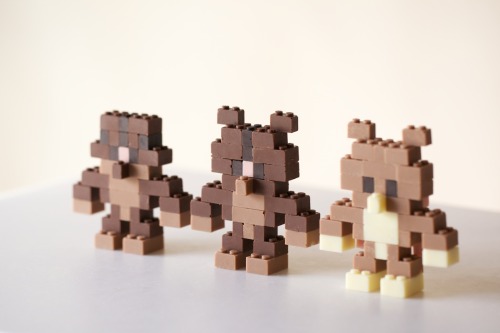 Chocolate lego by Akihiro Mizuuchi~Japanese art blog