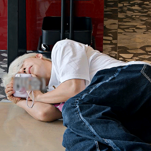 Scoups Dropping To The Floor To Take Pictures Of Dino In A Moment That Can Only Be Described As So Me