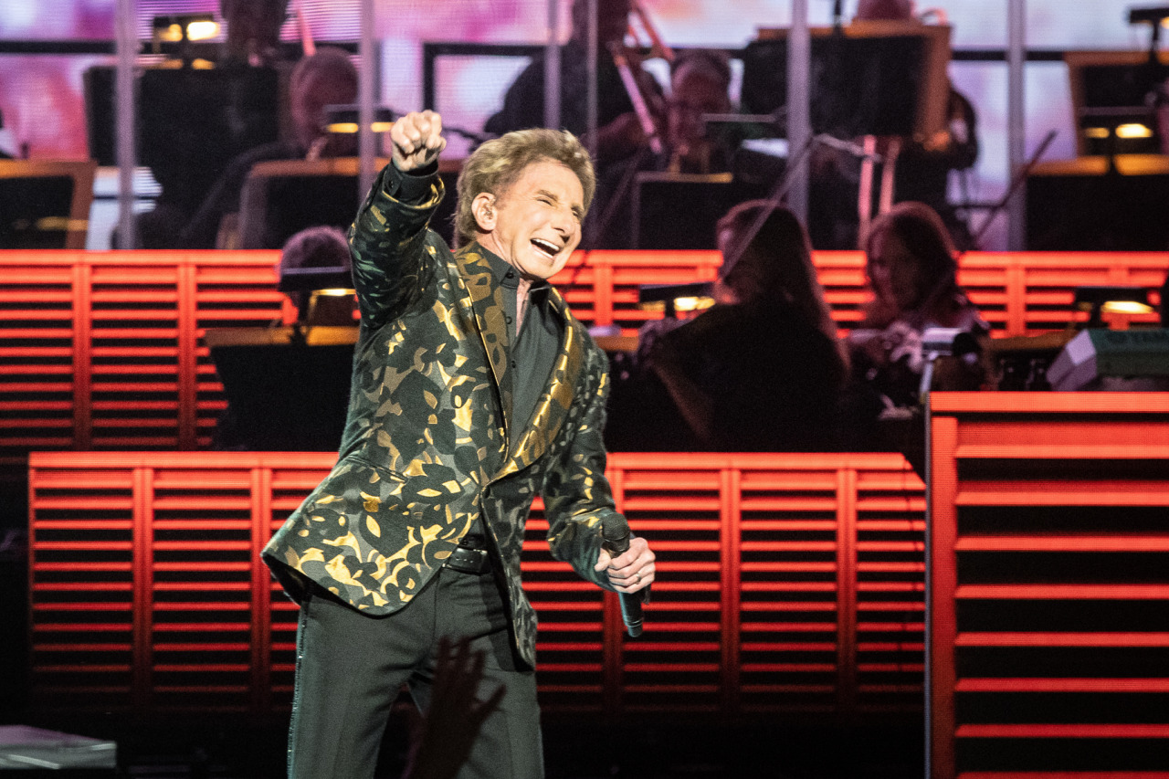 Barry Manilow Radio City Music Hall May 31, 2023 Music Hall of