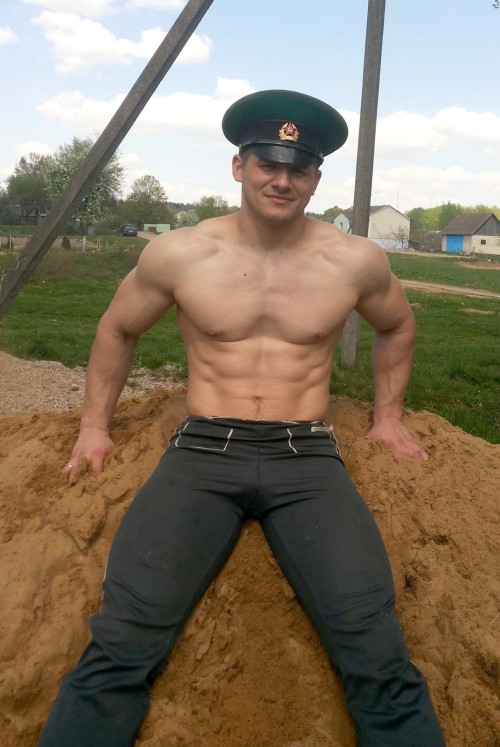 howdoyoulikethemeggrolls:  “Today, you say to Boris ‘I want get real dirty with you.’ Well. Here is chance.” 