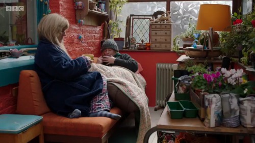 sarahlancashire2: Is there any room for me on that sofa?