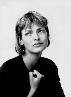 labsinthe:  “Wilde Klassik” Linda Evangelista