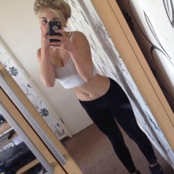 whitegirls4mybbc: Cute blonde fitness slut