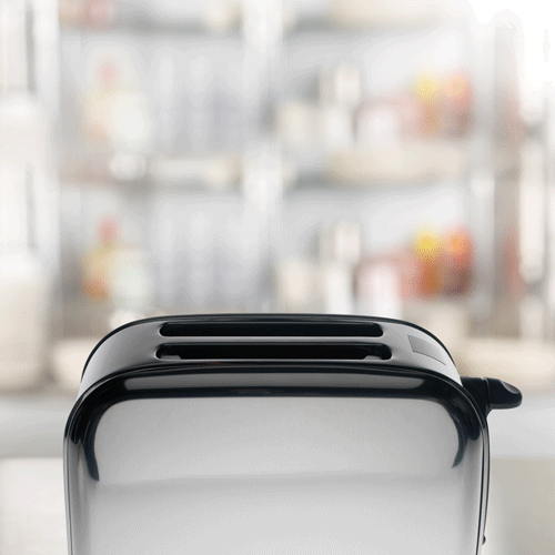 dennys:  thegrandslams:  Pancake is stuck in a toaster again. So, naturally instead