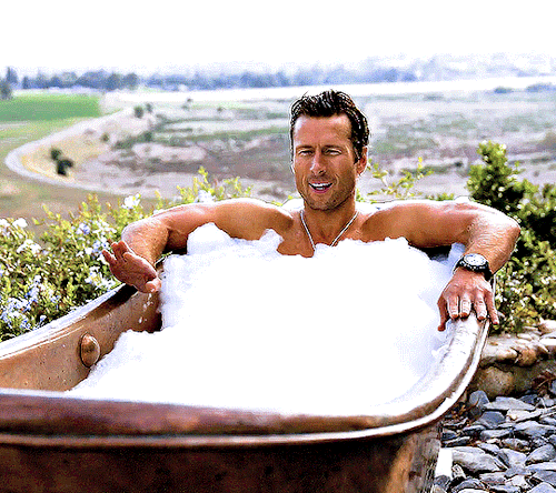 GLEN POWELL Men's Health Magazine (Nov 14, 2023)