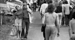 the60sbazaar:  Woodstock festivalgoers captured