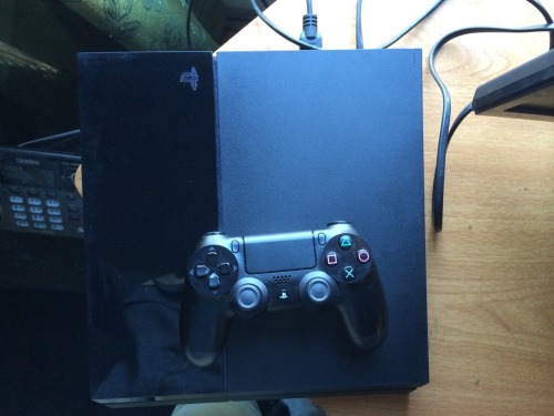 shwagerr:Thanks to all you guys I have earned a PS4 using the FeaturePoints app. Thank you guys so much 😭😭❤️❤️ If anyone would like to try to save up for a ps4 for them self follow the steps below :’D Step one: Go to safari and search
