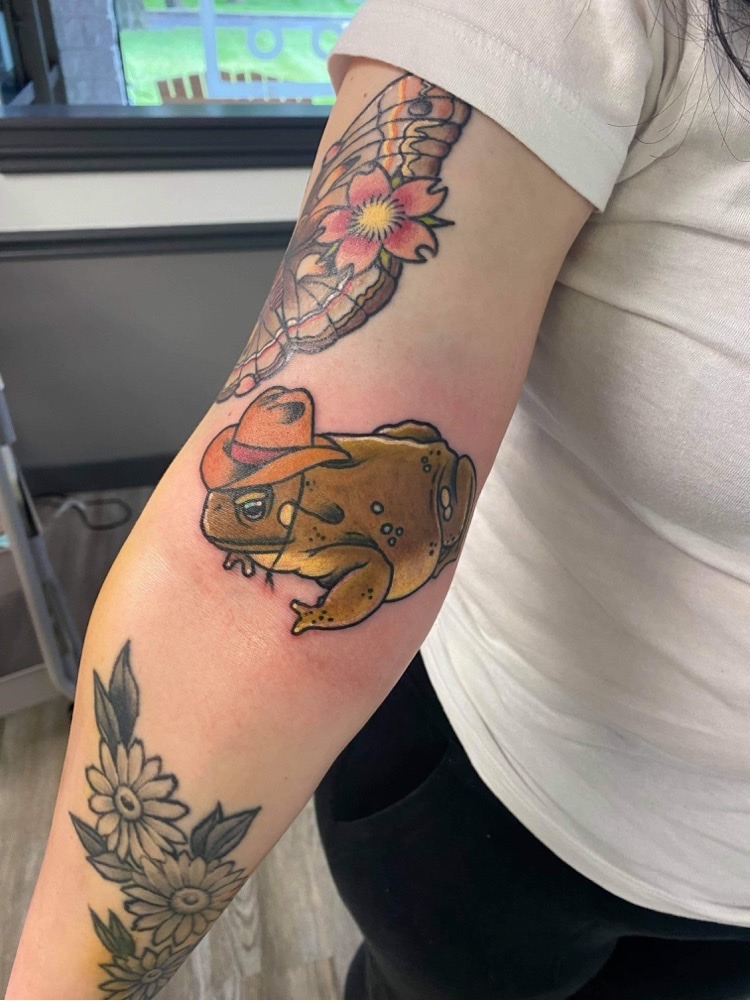 Winkt  we love ink on Instagram   Love this piece by the talented  satinsatan  Even cow frogs get the blues  D  Cowboy tattoos Line work  tattoo Tattoos