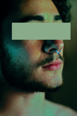 rasqh:  dominicsavaglio:  Self-portraits/color