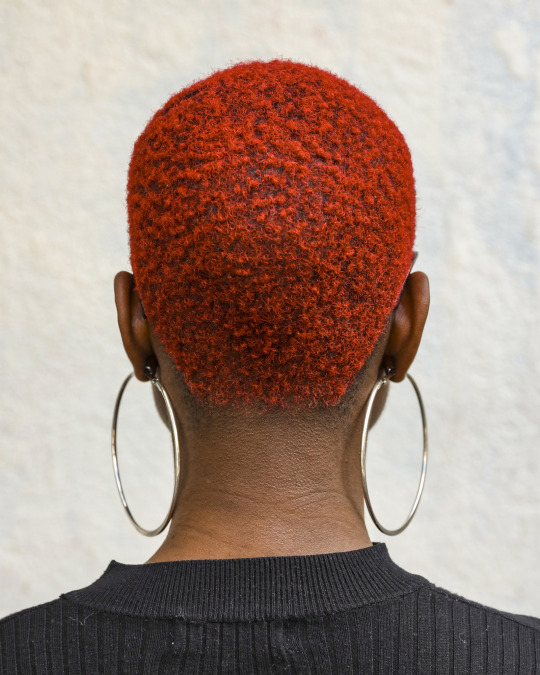mothermishy:Château-Rouge is a glimpse into the frenetic and colorful haircuts of Château-Rouge and Château d’Eau, 2 of the main african neighborhoods of Paris. Pictures were shot in the street with a “street studio” by Francois Prost. 