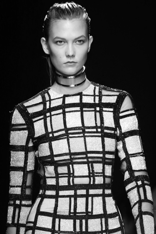 blackandwhitemodel: Balmain Spring Summer 2015 Karlie Kloss