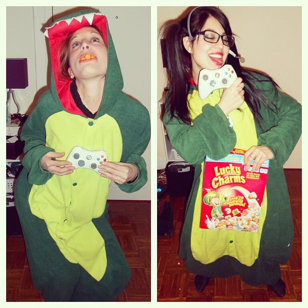 melissakayz:  Our ‘sexy gamer girl’ photoshoot part deux 