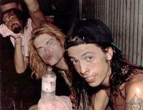 in-utero-kurt:A very beautiful picture of Nirvana backstage