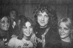 mojominapin:  Robert Plant backstage with