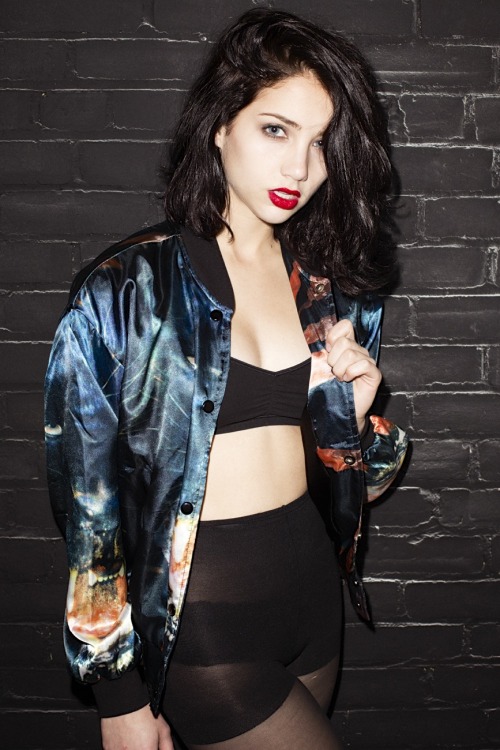 http://prettycd.tumblr.com/post/128590344434