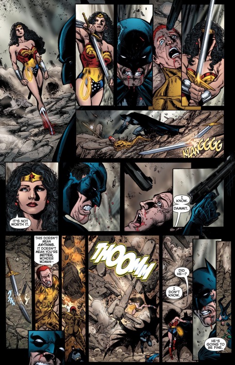 Batman vs. Alexander Luthor.[from Infinite Crisis (2005) #7]