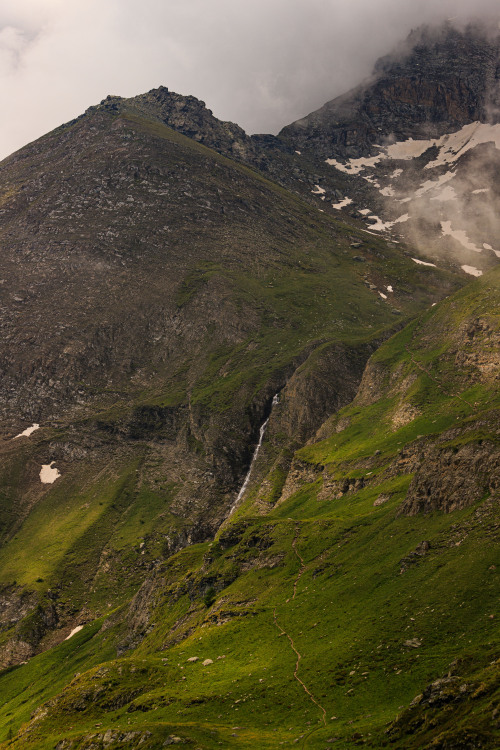 Waterfalls of the TMR 2/? - Tour de Monte Rosa, July 2021photo by: nature-hiking