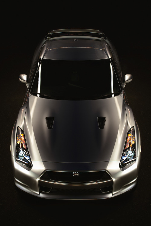 exost1:  automotivated:  GTR (by Light|n|motion - Imagery by Ethan…