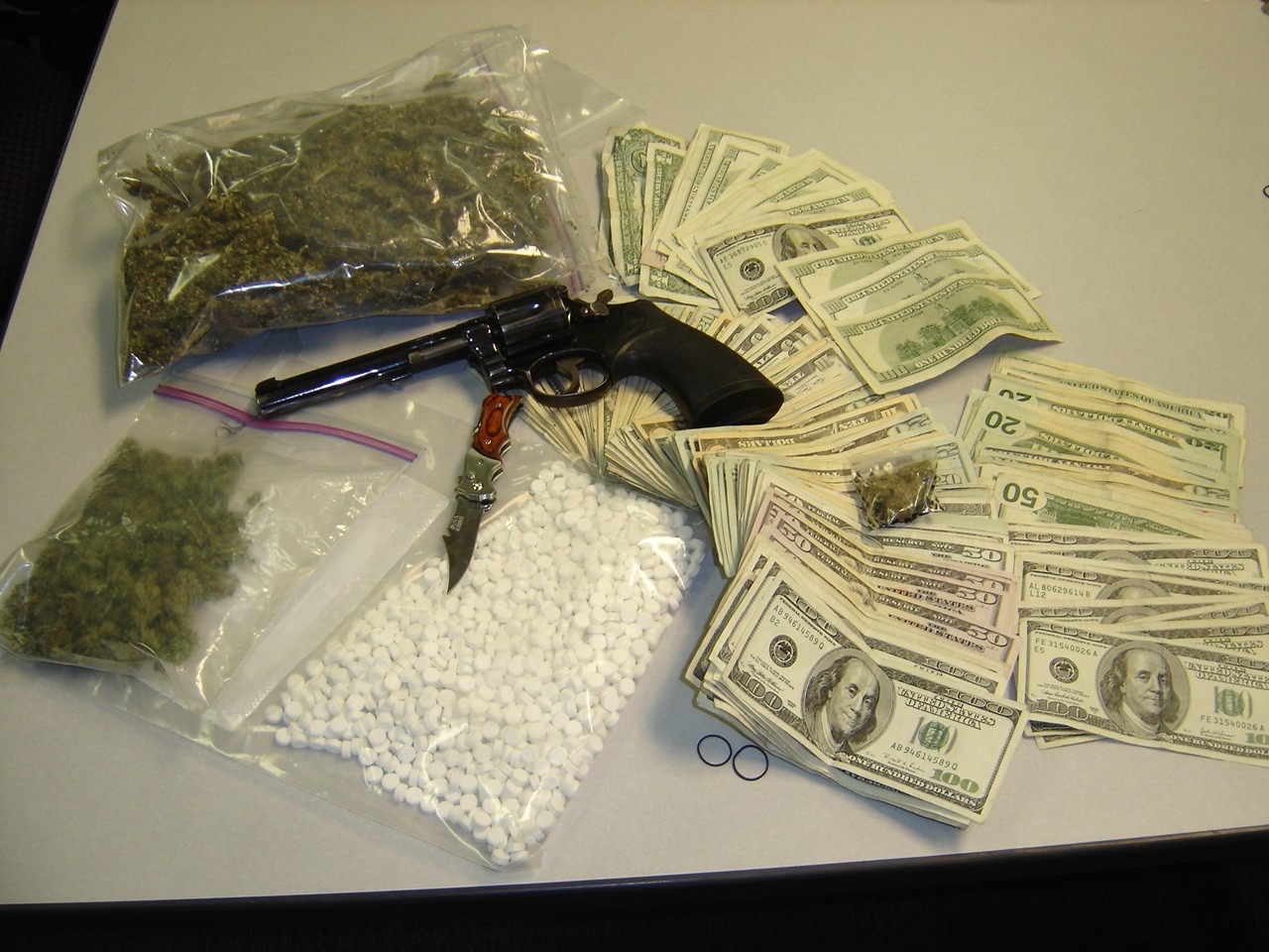 theghettoprincesa:  yung-hustla:   ⌐╦╦═─ $oft Ghέττo ⌐╦╦═─