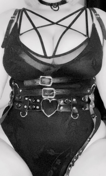 bewitching666:some details