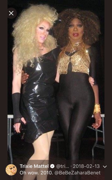 Porn photo fruit-floral-nut:Trixie and Bebe coming full