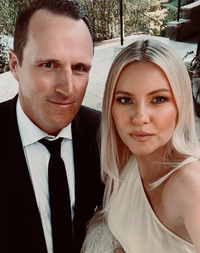 elisha-cuthbert-dion-phaneuf-married