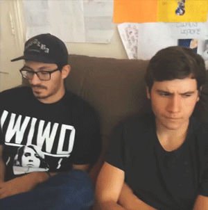 fedswatching:  when you’re smoking &amp; your parents come in the room