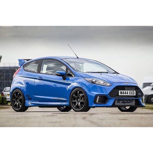 Whip #fordfair #fiestars #fiestaST