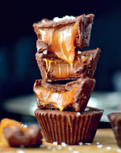 confectionerybliss:  Salted Caramel Cups