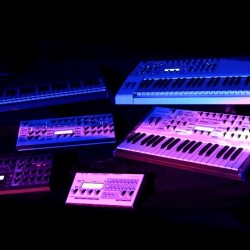 synthesizerpics:  Synthesizer Videos - Vintage Synthesizer And Contemporary Synths At Work Glow. #aesthetic #love #synthesizer #piano #keyboard #music #electro #groovy by poelene http://ift.tt/17tBIGd