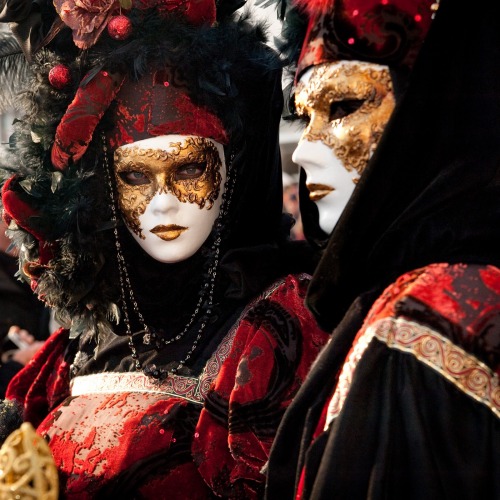 elosilla:  Carnival of Venice. 