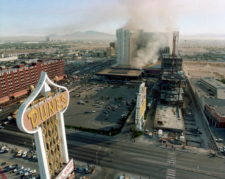 vintagelasvegas:MGM Grand on fire, November 21, 1980 as seen from a room at the Dunes