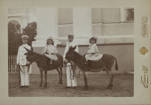 Grand Duchesses Olga and Tatiana of Russia photographed on donkeys. (x) 