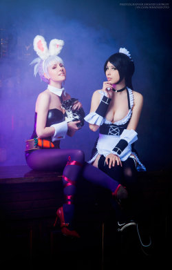 hotcosplaychicks:  Bunny and Kitty by Nyandalee 