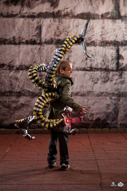 cosplay-gamers:  Spider Man - Doctor Octopus Cosplay by Bullout Photography by Bryan Humphrey 