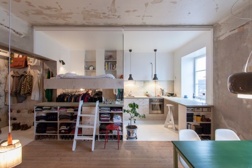 digitalramen:  digitalramen:   Architect Karin Matz’s renovation of Apartment HB6B instilled n