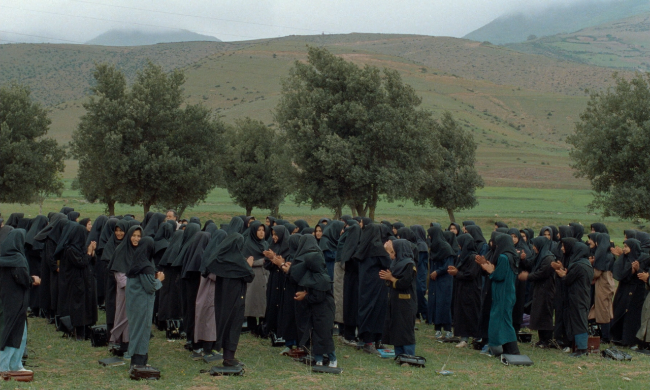 artfilmfan:  Through The Olive Trees (Abbas Kiarostami, 1994)