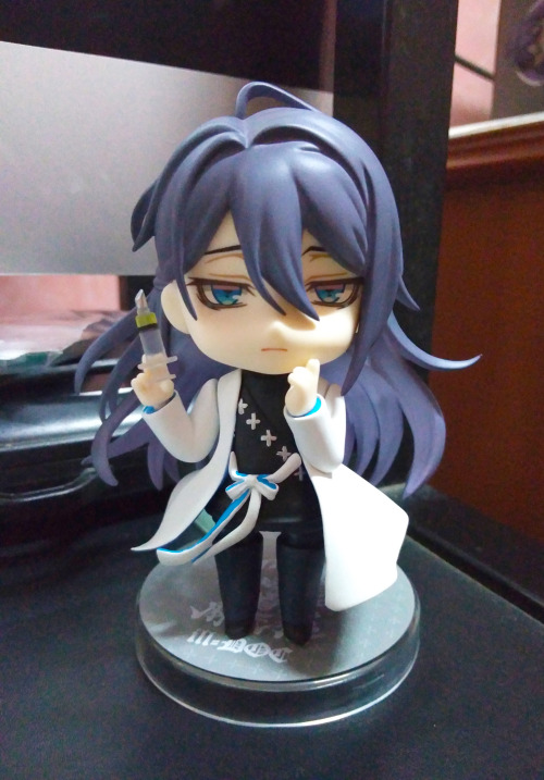 Sensei nendo came home a few weeks ago. I’m currently hunting for nendo doll and accessories for him