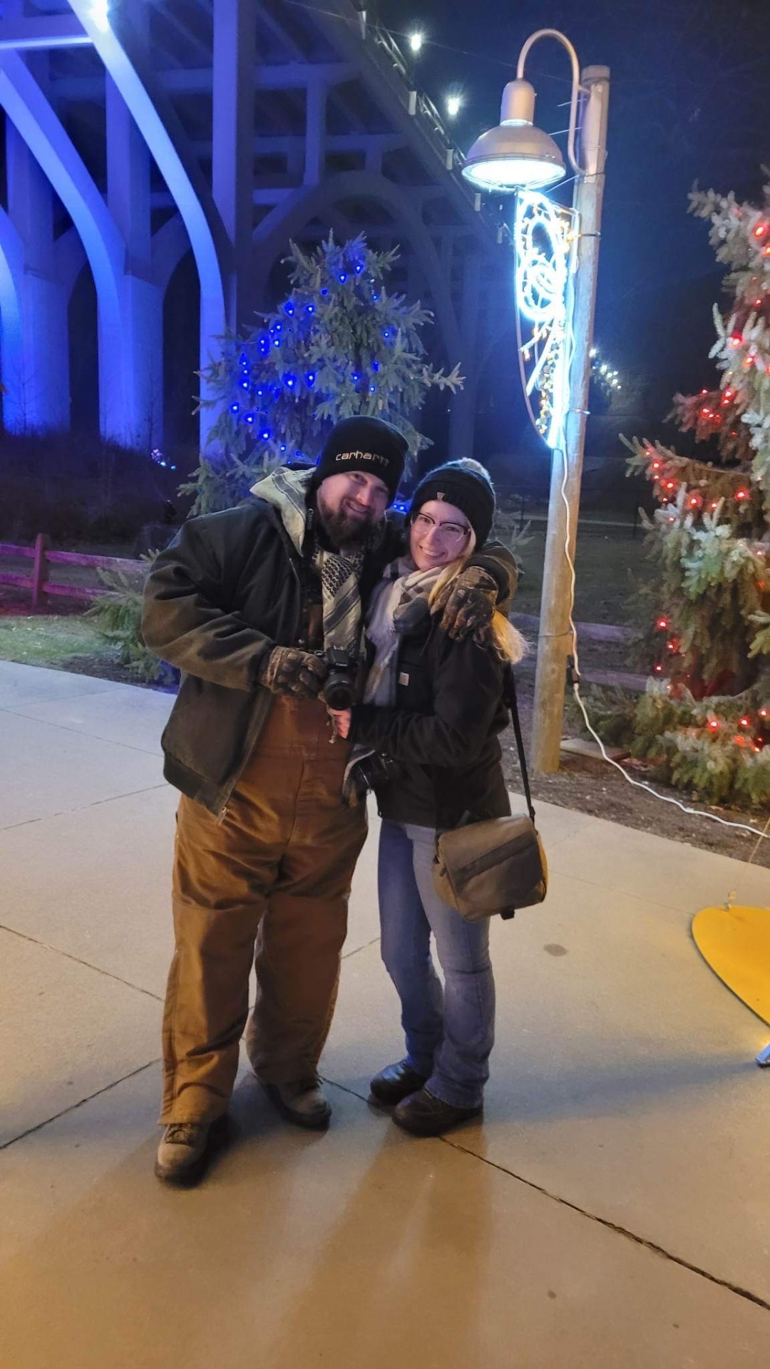 Went to the Cleveland Zoo lights the other night with @katiiie-lynn and my old coworker, first time in a couple years. They’ve changed stuff around and we had a blast. 