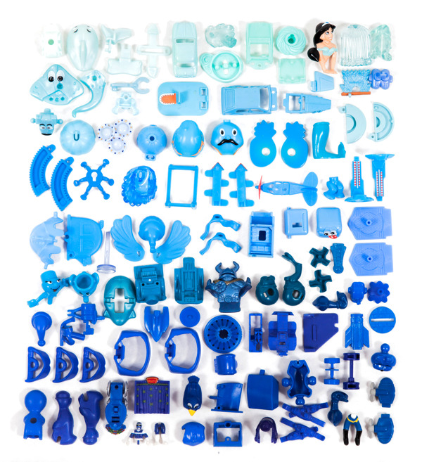 nevver:  Kinder Surprise collection sorted, Aline Houdé-Diebolt