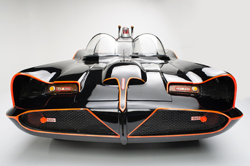 rocketumbl:  Batmobile