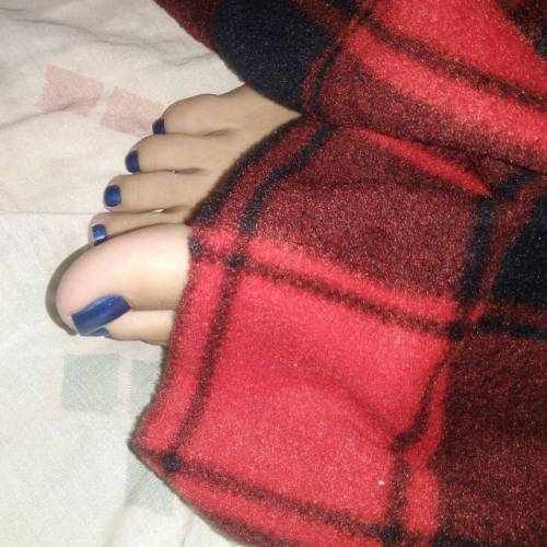 kristyfeet:  #feet #feetfetishworld #feetlovers #feetstagram #fetishmodel #footfetishbabe #footfetis